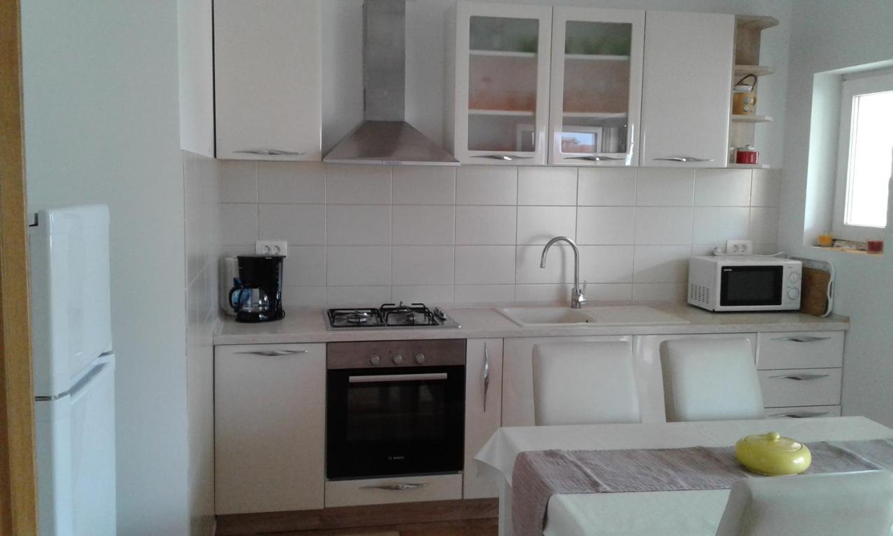 Apartman Zara Ražanj Buitenkant foto