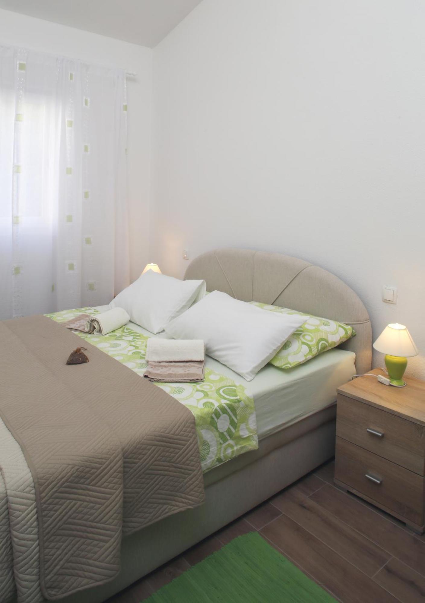 Apartman Zara Ražanj Buitenkant foto