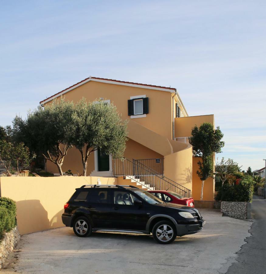 Apartman Zara Ražanj Buitenkant foto